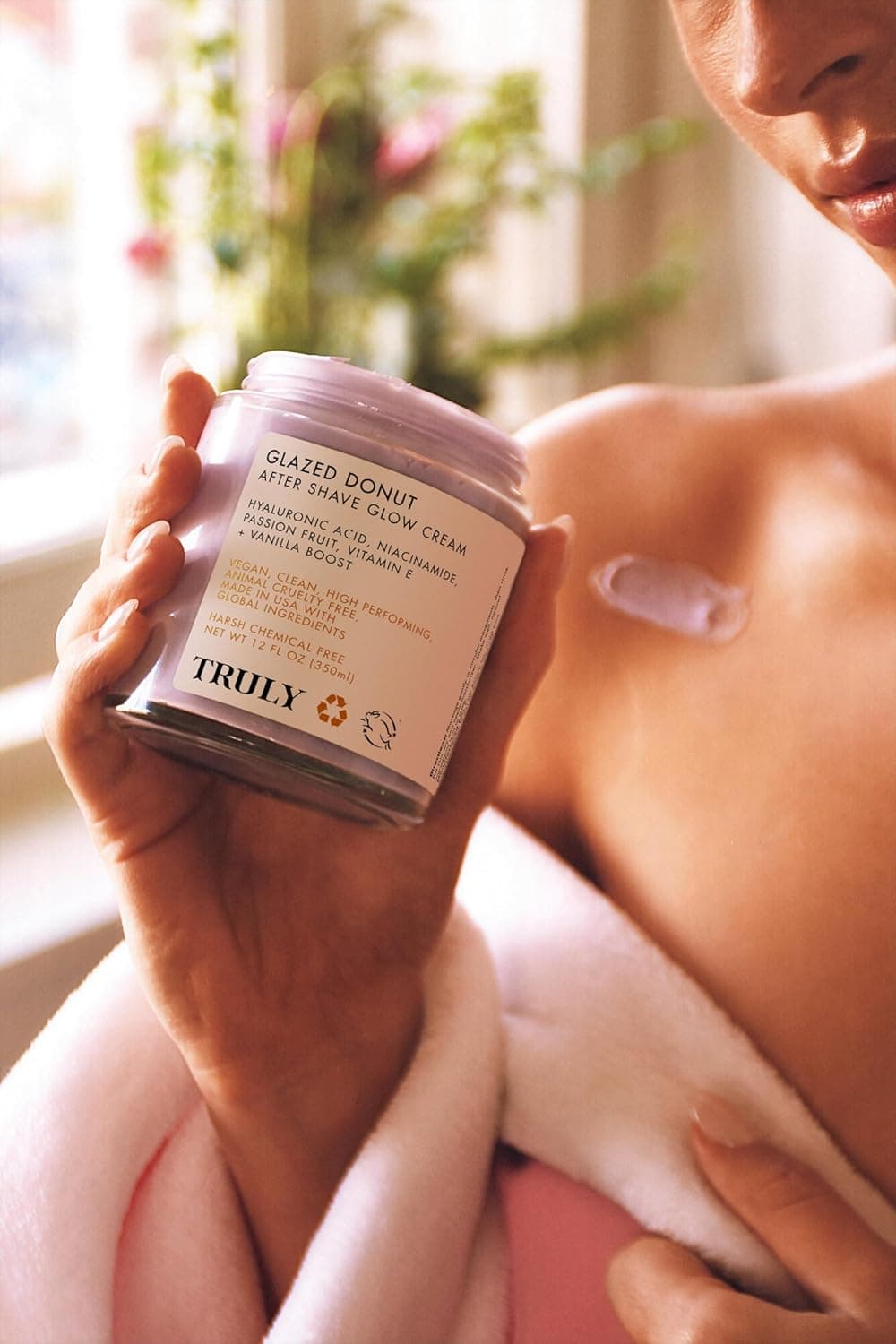 Truly Beauty Glazed Donut After Shave Glow Cream